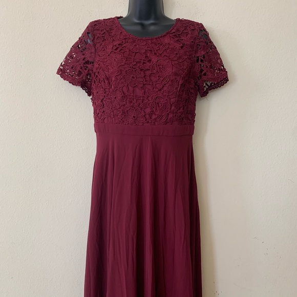 Pinkblush Maroon Crochet Open Back Maternity Dress - Picture 4 of 12